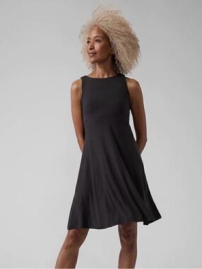 Athleta Santorini Thera Dress Lightweight Stretch Athleisure Black Size Medium